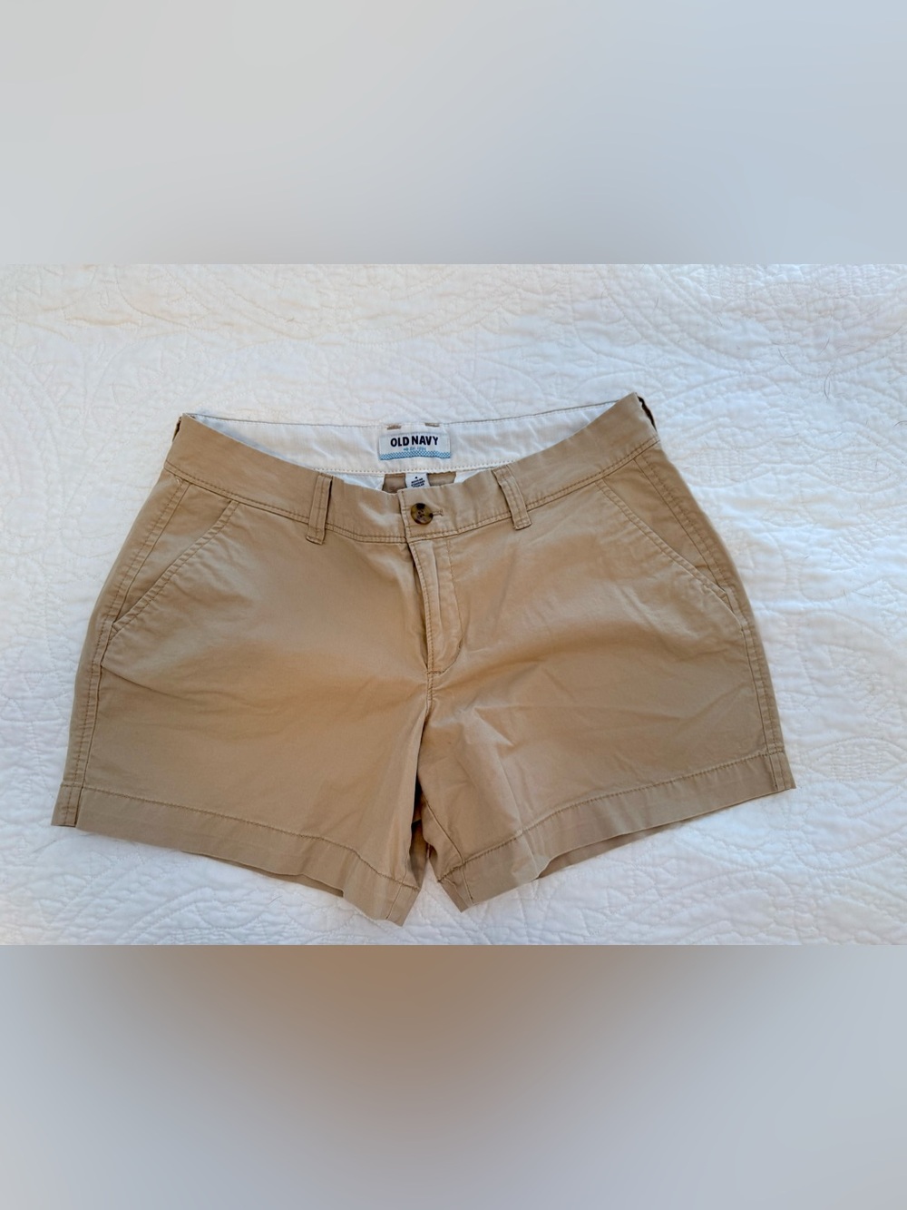 Old Navy Women's Tan Chino Bermuda Shorts